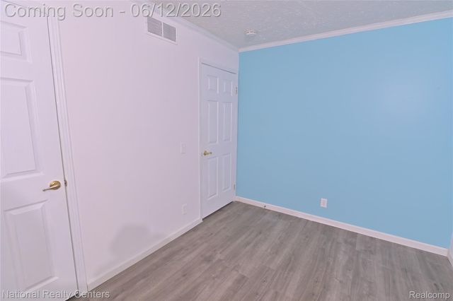 28802 Birchlawn Street, Garden City, MI 48135
