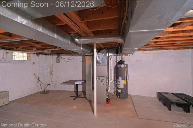 28802 Birchlawn Street, Garden City, MI 48135