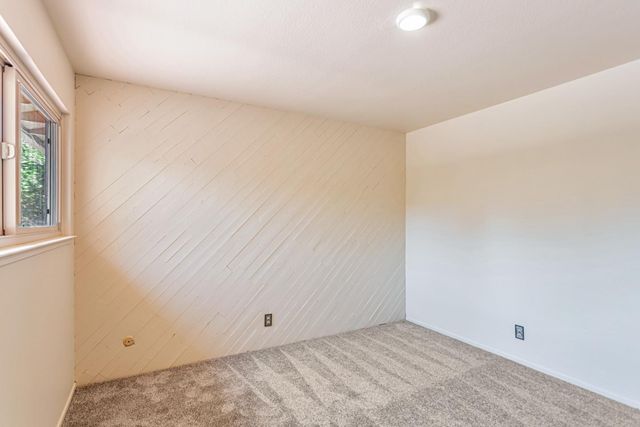 1223 La Canada Way, Salinas, CA 93901