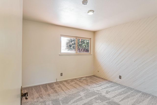 1223 La Canada Way, Salinas, CA 93901