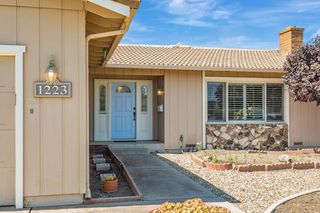 1223 La Canada Way, Salinas, CA 93901