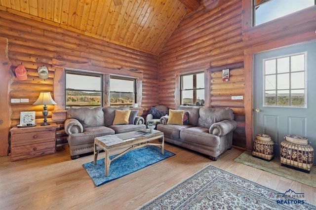 28017 CASCADE RD, Hot Springs, SD 57747