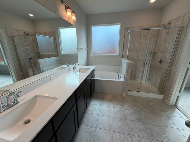 1244 Sabine River Lane, Springtown, TX 76082