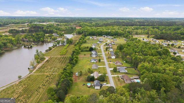 105 Oconee Meadows Lane, Eatonton, GA 31024