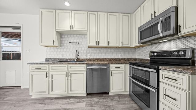 275 W Hanover Circle, Grand Junction, CO 81503