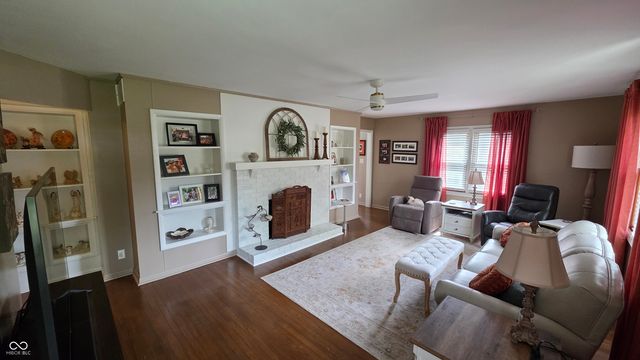 55 Gill Drive, Danville, IN 46122
