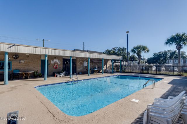 245 Mc Donnell Avenue, Biloxi, MS 39531