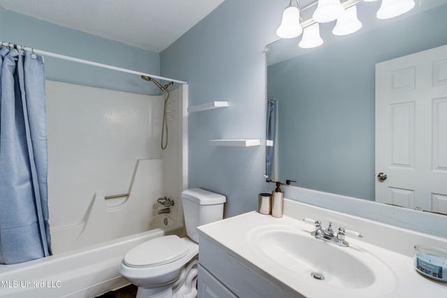 245 Mc Donnell Avenue, Biloxi, MS 39531