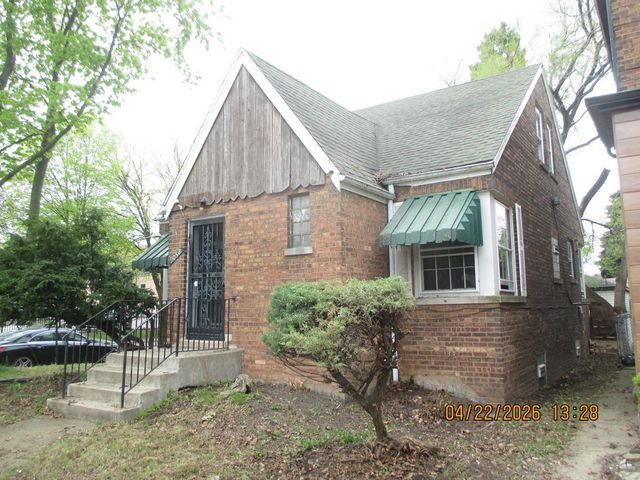 9058 S Jeffery Boulevard, Chicago, IL 60617