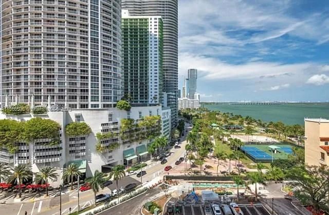 1717 N Bayshore Dr A1448, Miami, FL 33132