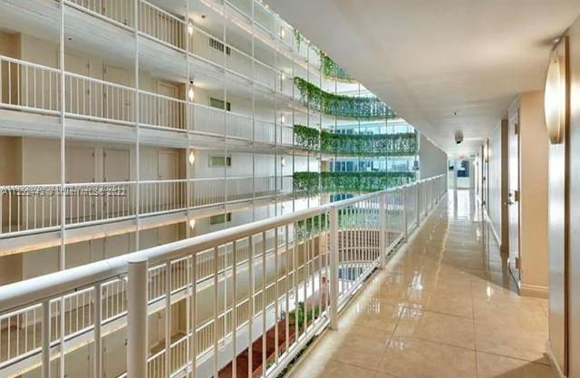 1717 N Bayshore Dr A1448, Miami, FL 33132