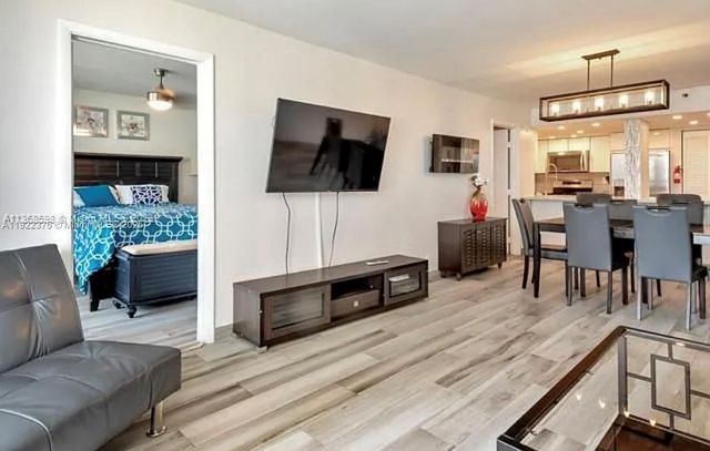 1717 N Bayshore Dr A1448, Miami, FL 33132