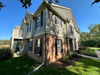 2354 PINECROFT Drive, Canton Charter Township, MI 48188