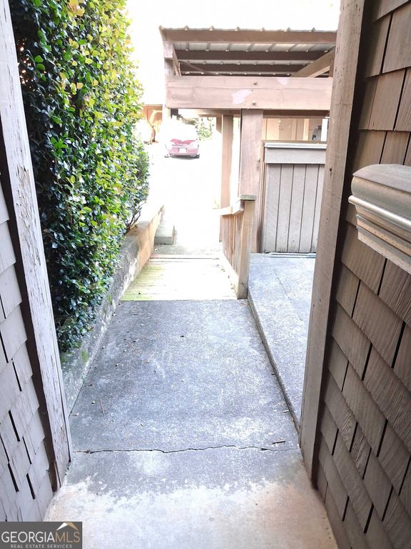111 Willowick Drive, Lithonia, GA 30038 — photo 3