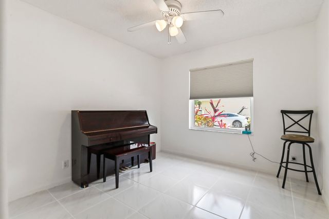 5690 Green Island Drive, Lake Worth, FL 33463