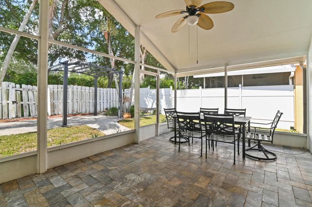 5690 Green Island Drive, Lake Worth, FL 33463