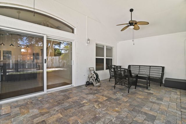 5690 Green Island Drive, Lake Worth, FL 33463