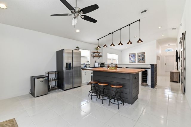 5690 Green Island Drive, Lake Worth, FL 33463