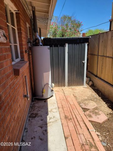 1733 E Hedrick Drive N Unit C, Tucson, AZ 85719