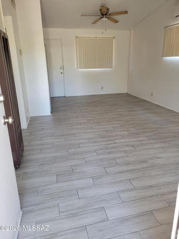 1733 E Hedrick Drive N Unit C, Tucson, AZ 85719