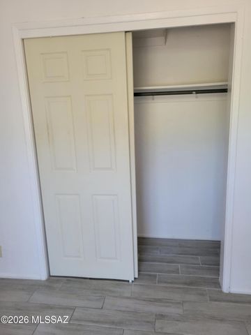 1733 E Hedrick Drive N Unit C, Tucson, AZ 85719