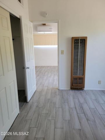 1733 E Hedrick Drive N Unit C, Tucson, AZ 85719