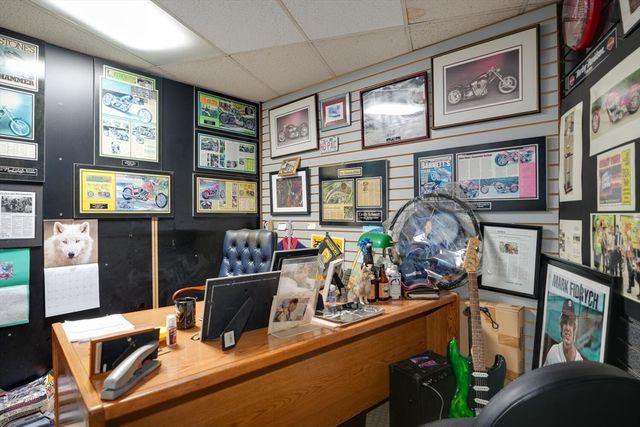 89 Main St, Northborough, MA 01532