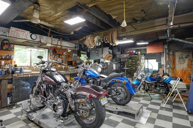 89 Main St, Northborough, MA 01532