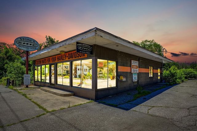 89 Main St, Northborough, MA 01532