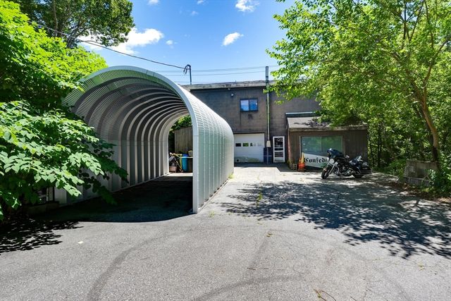 89 Main St, Northborough, MA 01532