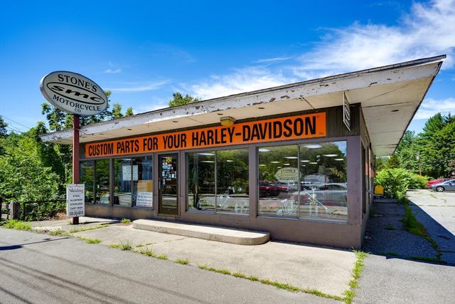 89 Main St, Northborough, MA 01532