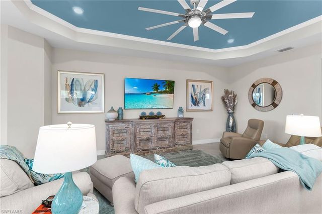 18709 Lake Hammock DR, Naples, FL 34114