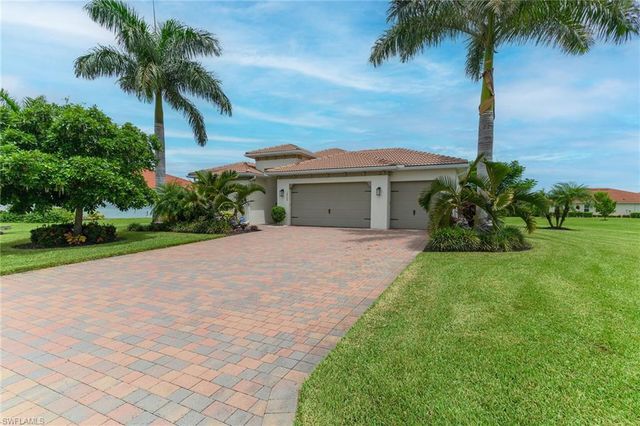 18709 Lake Hammock DR, Naples, FL 34114