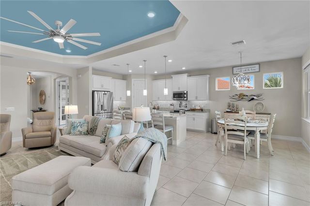 18709 Lake Hammock DR, Naples, FL 34114