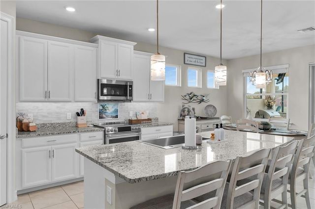 18709 Lake Hammock DR, Naples, FL 34114
