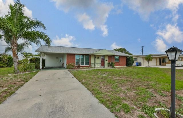 1216 VALLEY FORGE BOULEVARD, Sun City Center, FL 33573