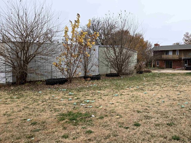 302 N Pine St, Argonia, KS 67004