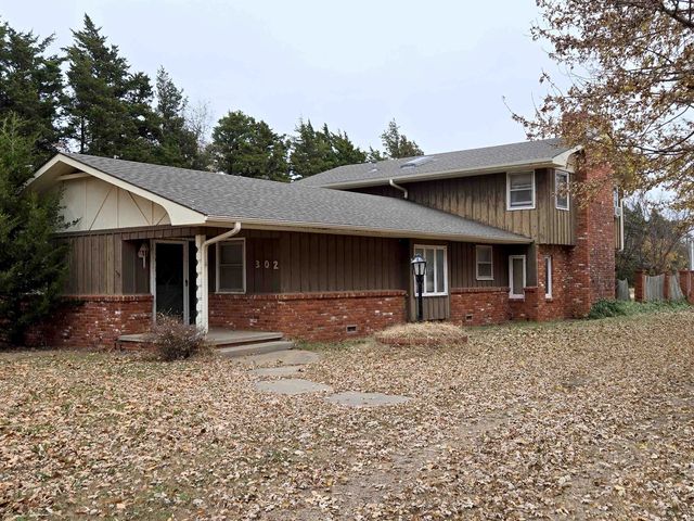 302 N Pine St, Argonia, KS 67004
