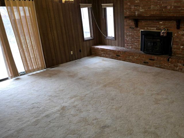 302 N Pine St, Argonia, KS 67004