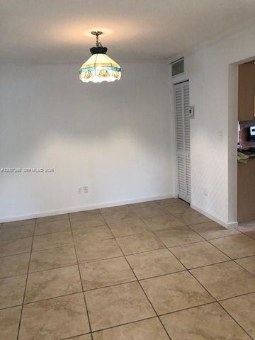 6713 SW 112th Ct 0, Miami, FL 33173