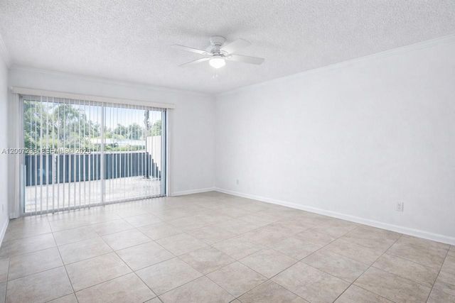 6713 SW 112th Ct 0, Miami, FL 33173