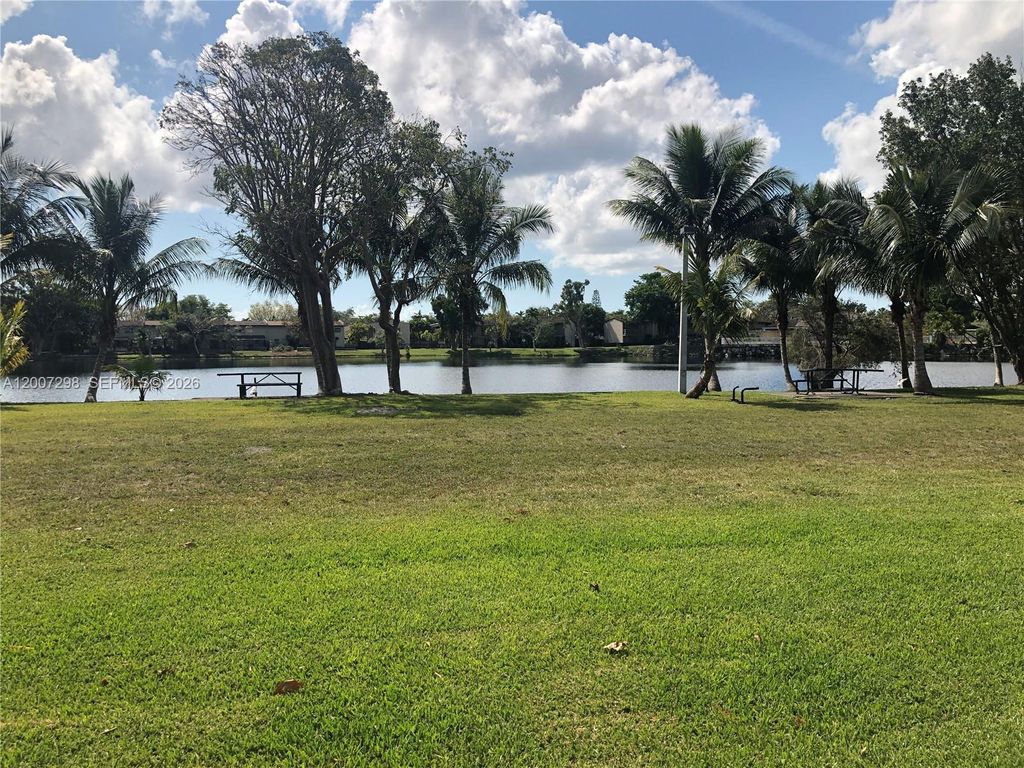 6713 SW 112th Ct 0, Miami, FL 33173