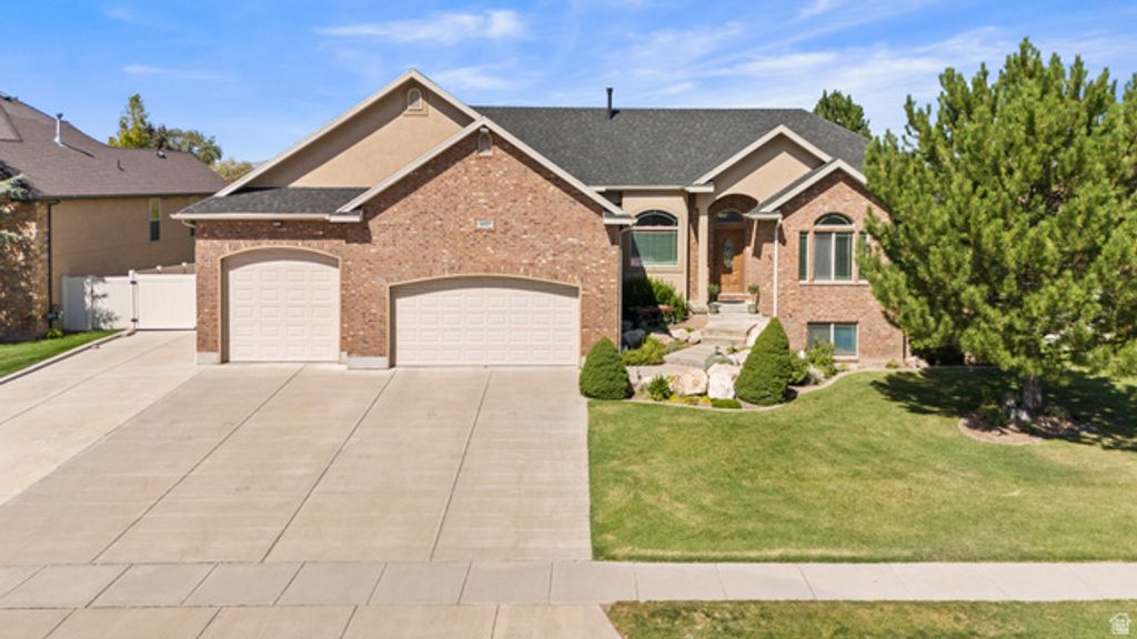 4917 S 5400 W, Hooper, UT 84315 — exterior