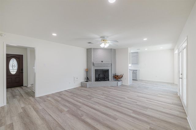 12106 Fairmeadow Drive, Houston, TX 77071