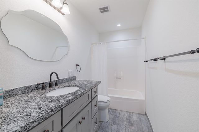 12106 Fairmeadow Drive, Houston, TX 77071