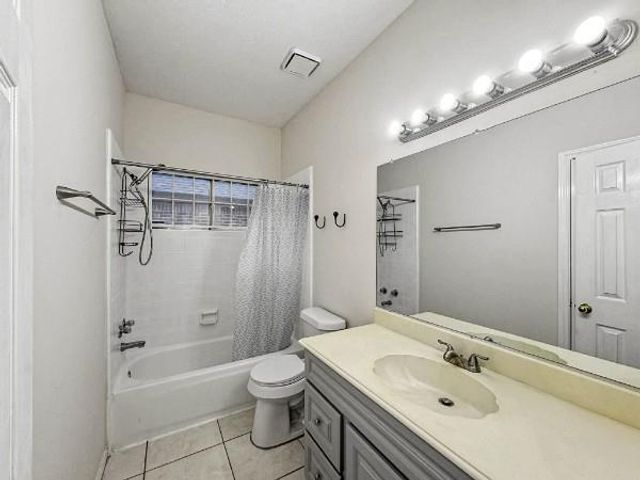 13607 Sable Lane, Houston, TX 77014