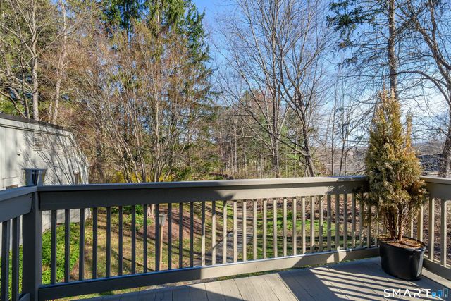 1 Heritage Village C, Southbury, CT 06488