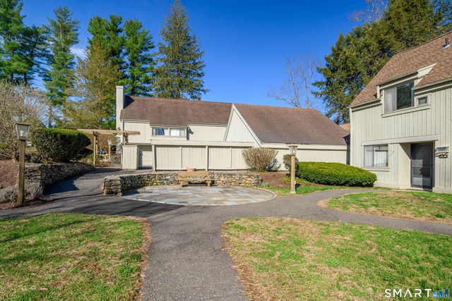 1 Heritage Village C, Southbury, CT 06488