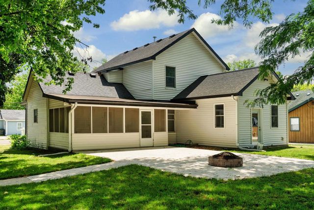 114 State Street, Mazomanie, WI 53560