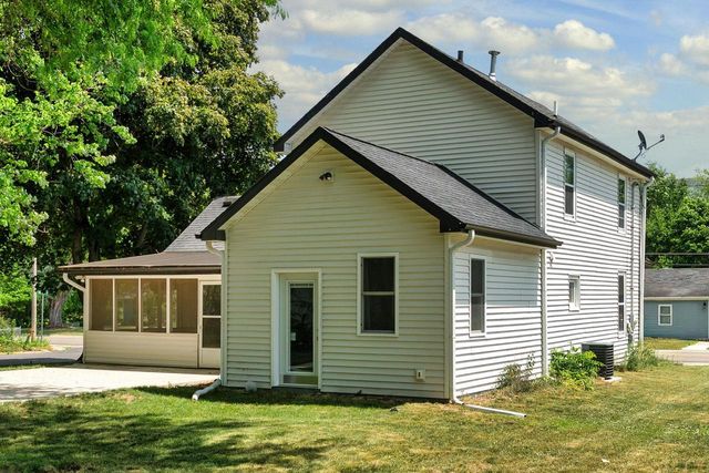 114 State Street, Mazomanie, WI 53560
